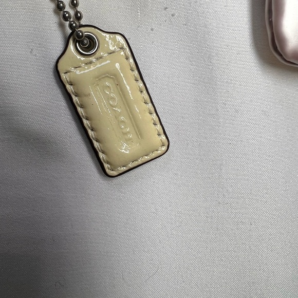 Coach logo satin small wristlet - Picture 2 of 2